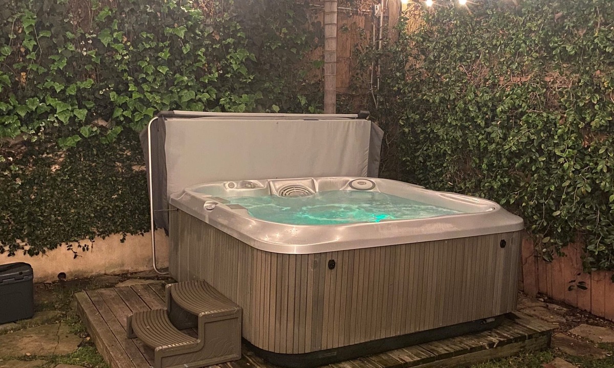 Santa Barbara House | Santa Barbara Oasis: Pet-Friendly with Jacuzzi, Near State Street and the Beach