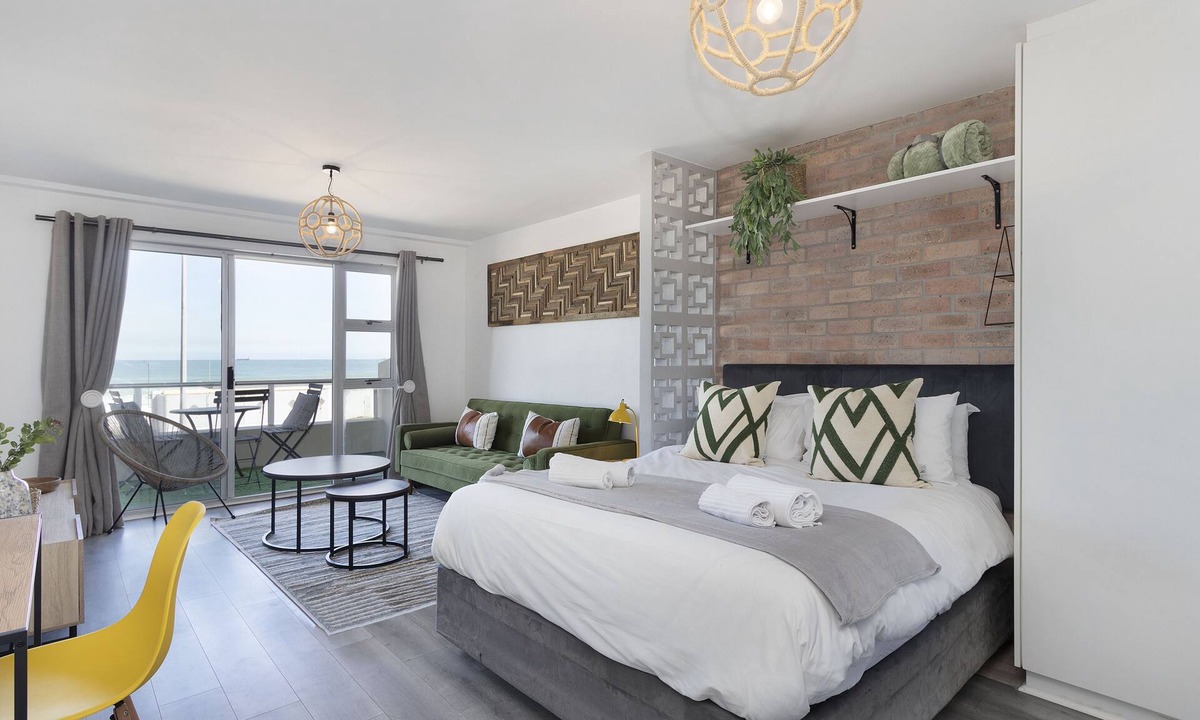 Bloubergstrand Apartment | Sea Spray B104