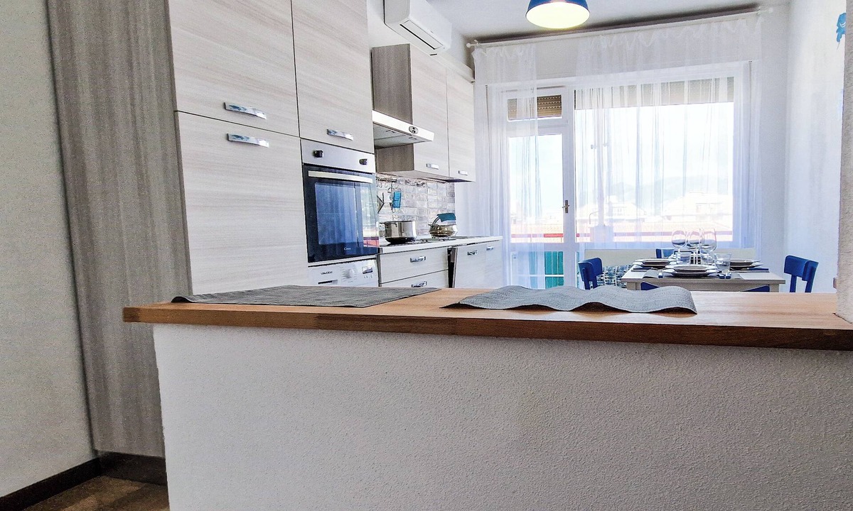 Lavagna Apartment | Sea view 2 steps away from everything. 21A
