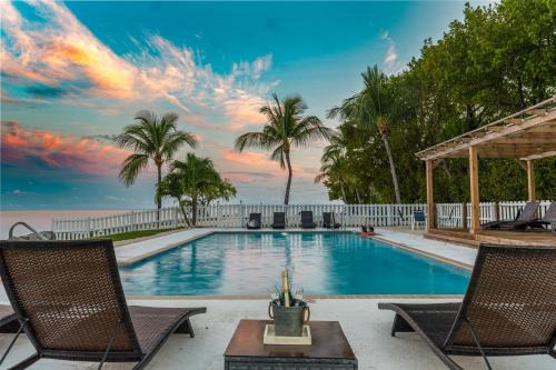 Marathon Hotel | Seascape Resort & Marina