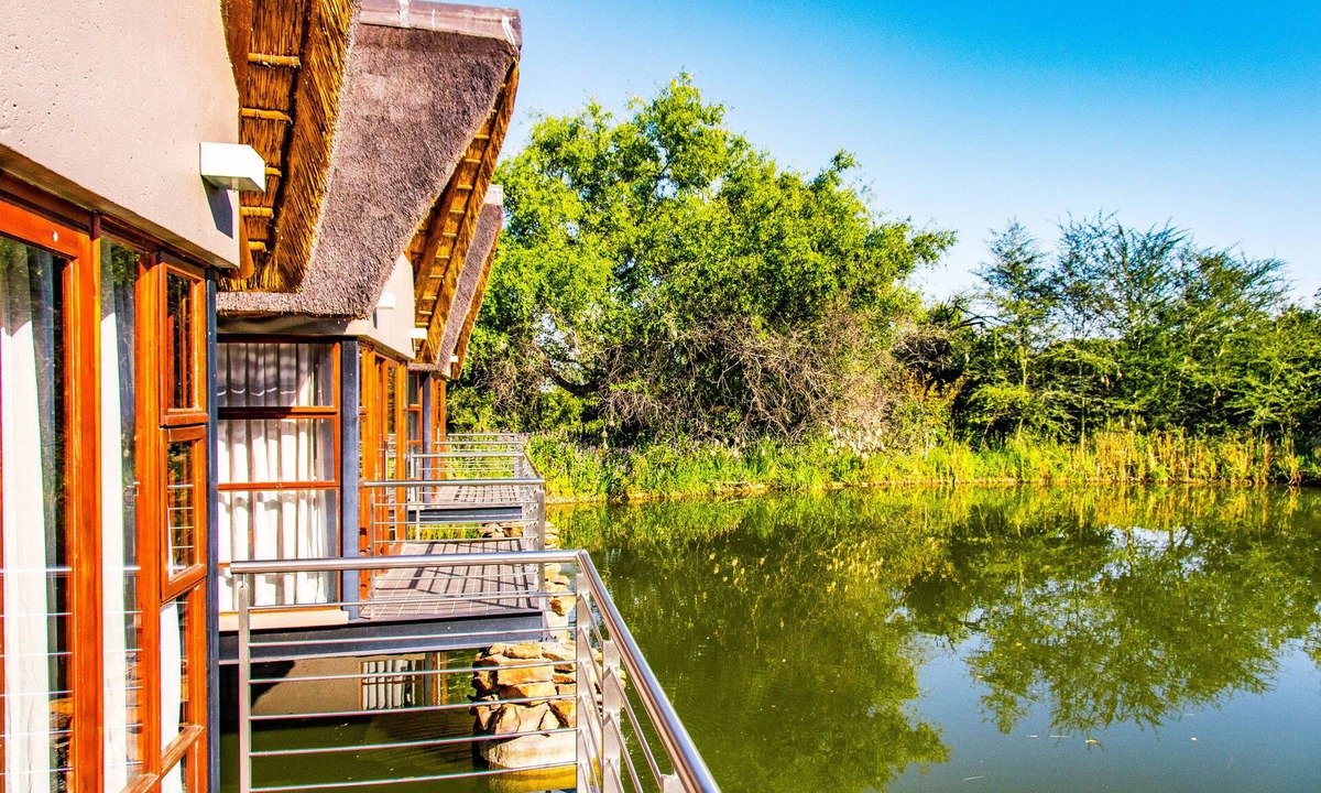 Brits Hotel | Seasons Golf, Leisure & Spa