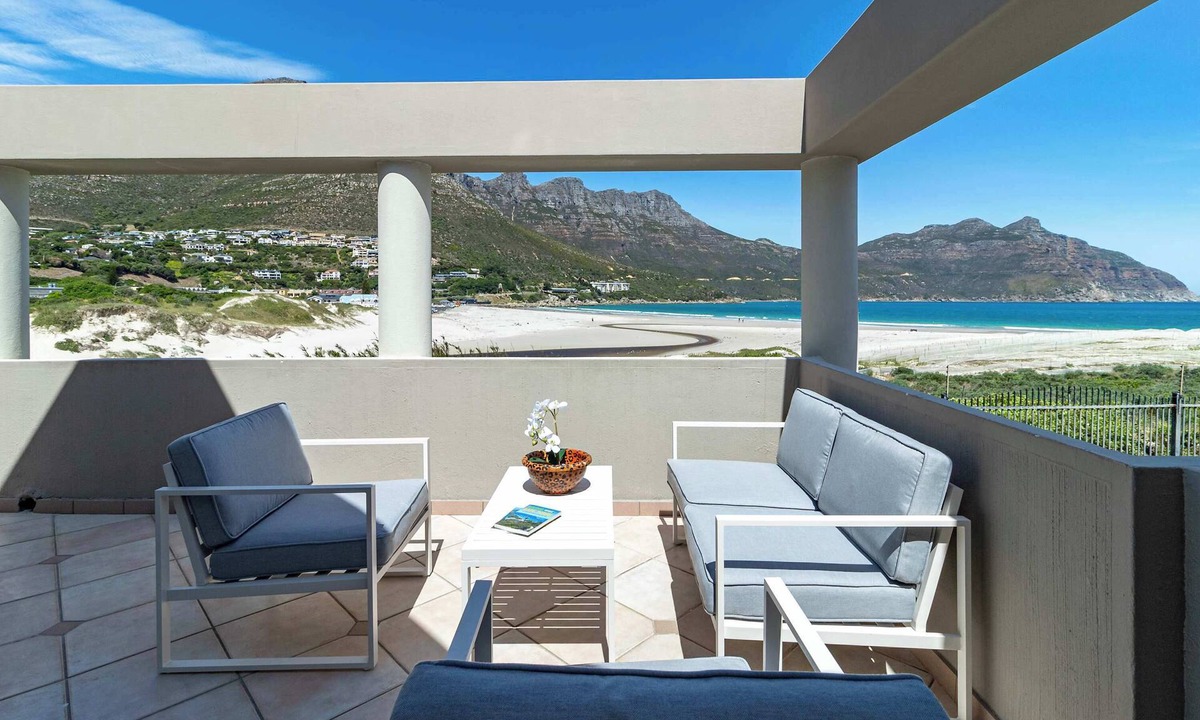 Hout Bay Apartment | Seaview Beachfront Villa, Beach Club, HoutBay, Cape Town, South Africa