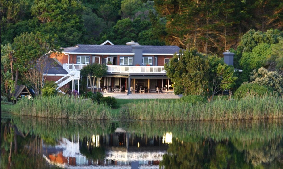Wilderness House | Serendipity Guest House and Restaurant