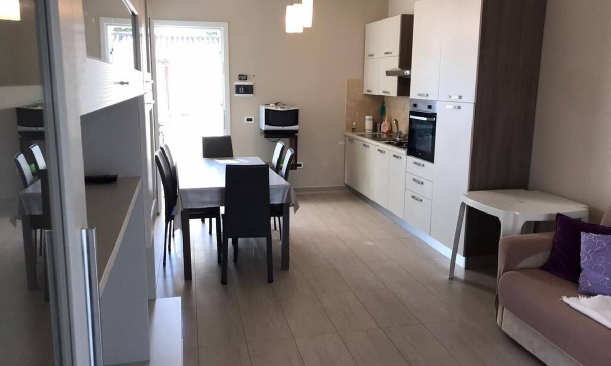 Tagliata Apartment | Sicily house 100 mt from the sea, garden, climate, terrace, laundry room