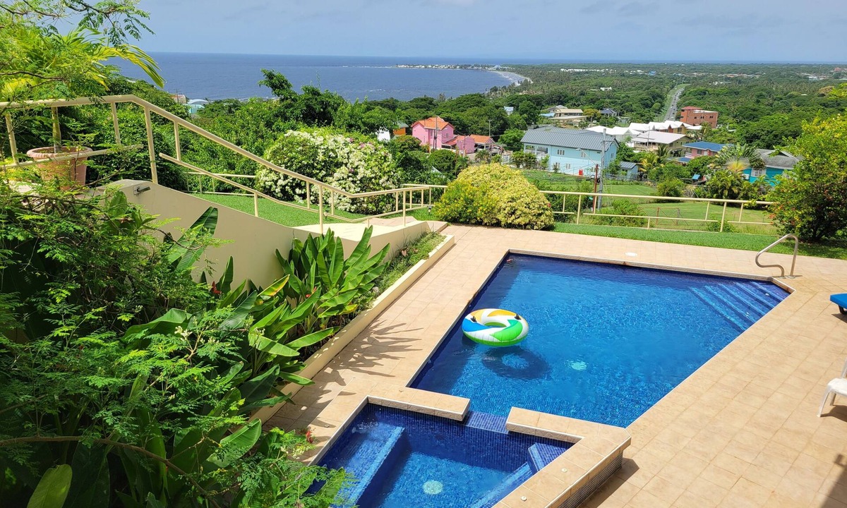 Lambeau Villa | Sikse · Hilltop Villa with Panoramic Views