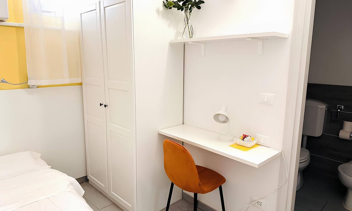 San Lazzaro di Savena House | Single room with private bathroom