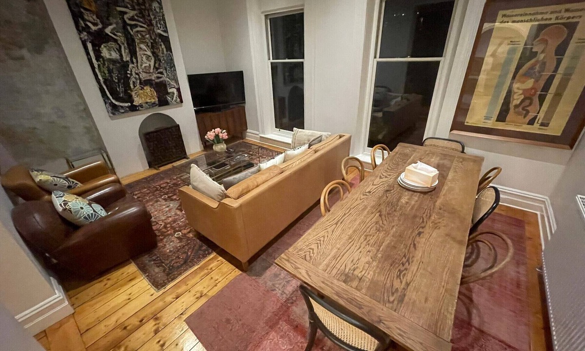 South Melbourne House | South Melbourne Terrace on Emerald Hill | Luxe Stay, Parking, Walk to CBD & More