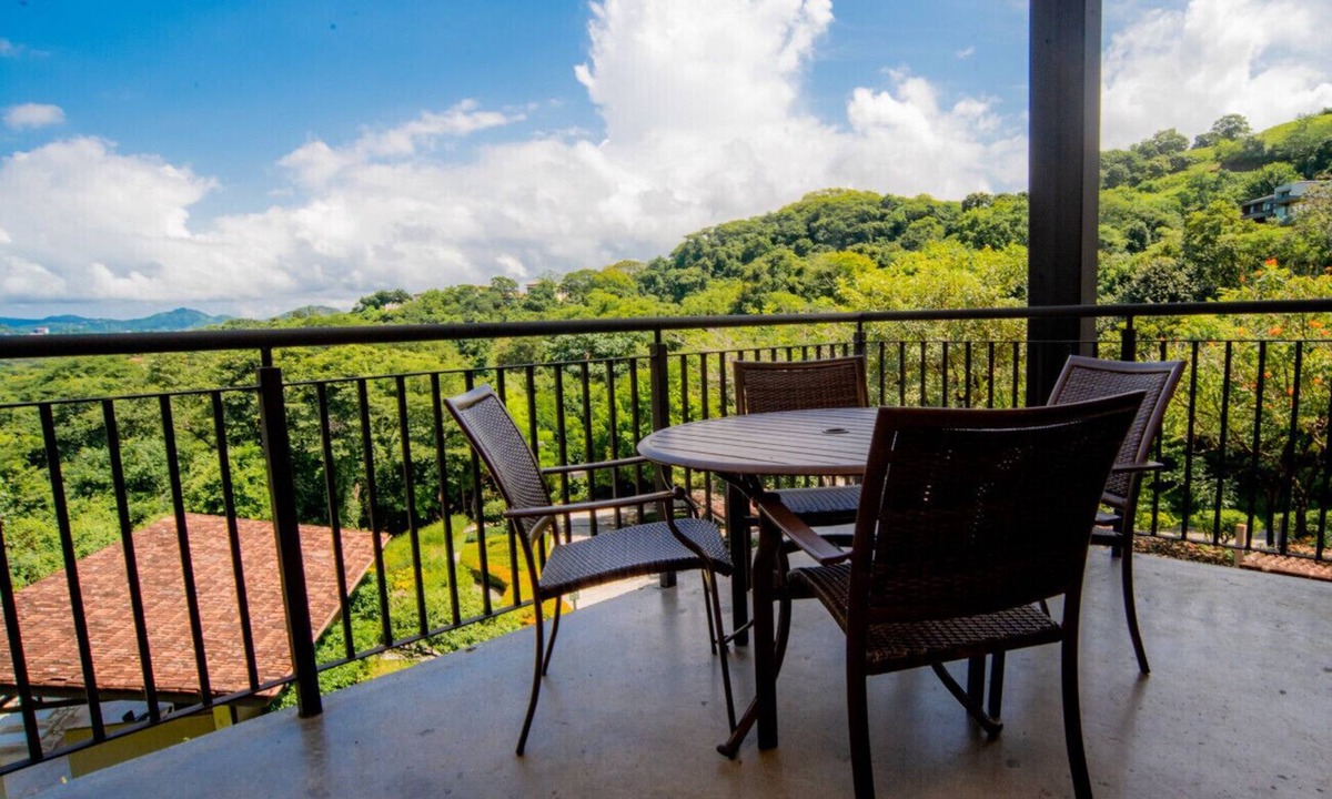 Playa Conchal Condo | Spacious 2BR Condo w/Partial Ocean View | Roble Sabana | Reserva Conchal
