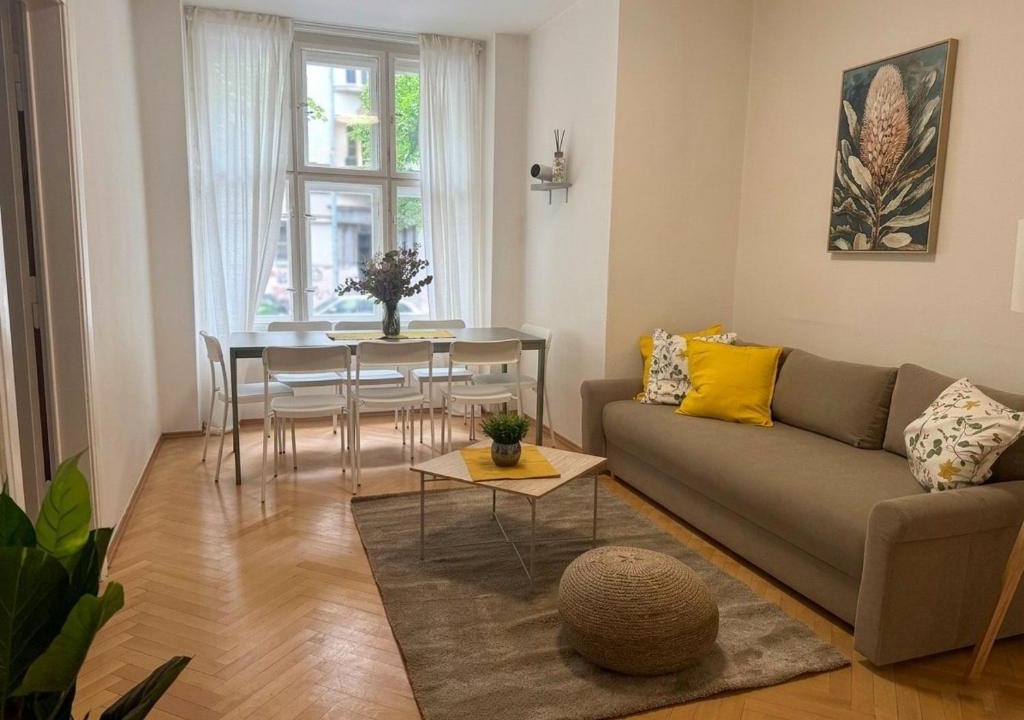 Prague 3 Apartment | Spacious and Relaxed 2BR Ap for Friends and Families