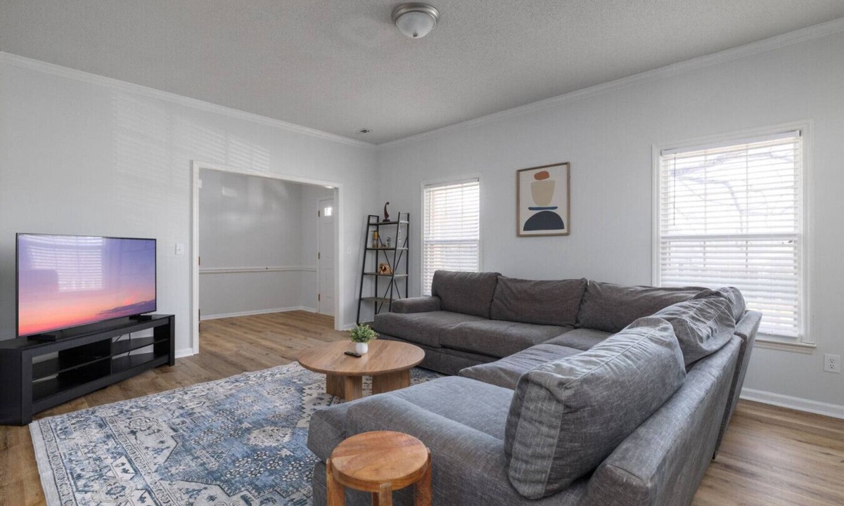 Greensboro Villa | Spacious Golf Course Townhouse