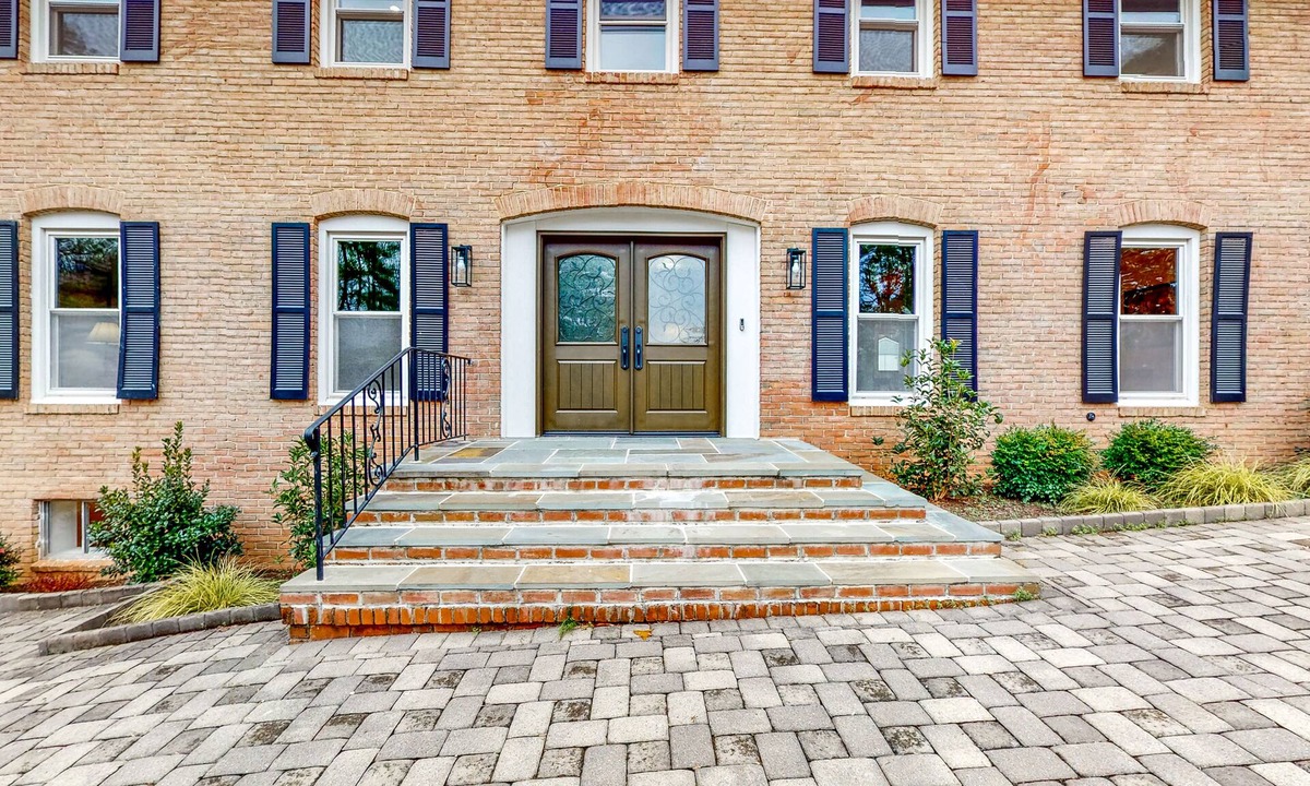 Potomac House | Sprawling Estate with Private Tennis Court & Outdoor Kitchen, Wood Fireplaces
