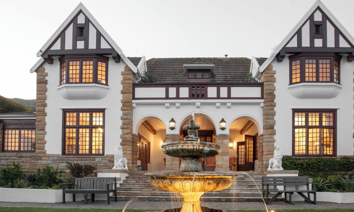 St. James House | St James Guesthouses