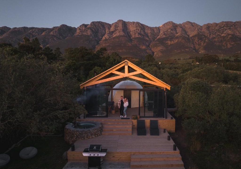 Tulbagh Apartment | Streamside Geodome
