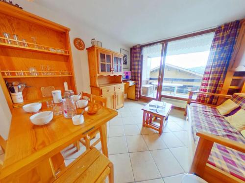 Les Saisies Apartment | Studio cabine agréable aux Saisies, balcon sud, 5 pers - FR-1-594-315