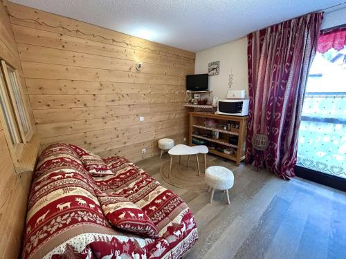 Beaufort Apartment | Studio cabine spacieux 4 pers, proche pistes et village, balcon et parking, Arêches-Beaufort - FR-1-342-295