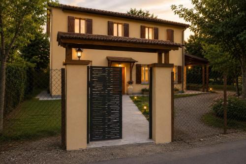 Granarolo dell'Emilia Villa | Stunning Boutique Villa near Bologna fiera
