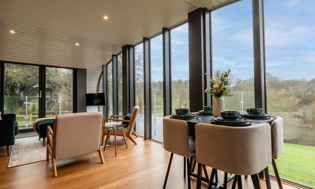 Chipping Norton Cabin | Stunning Eco-Retreat Pods in Old Chalford