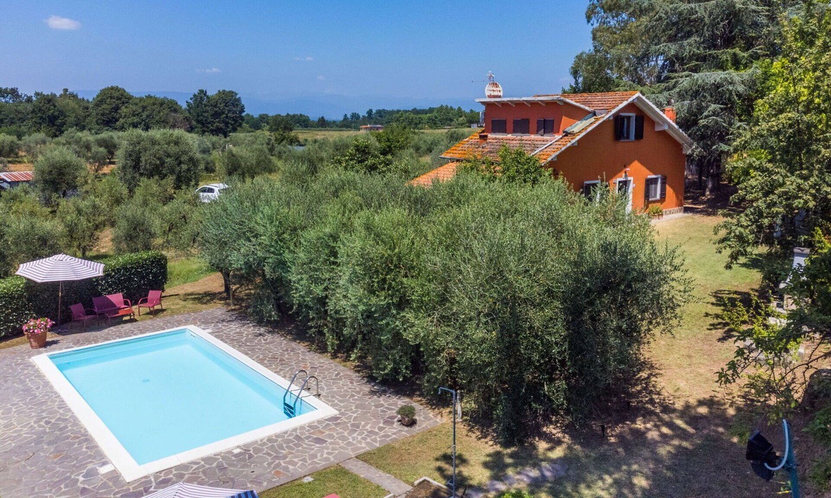 Santa Maria a Monte House | Stunning private villa for 6 people with A/C, private pool, WIFI, TV and patio