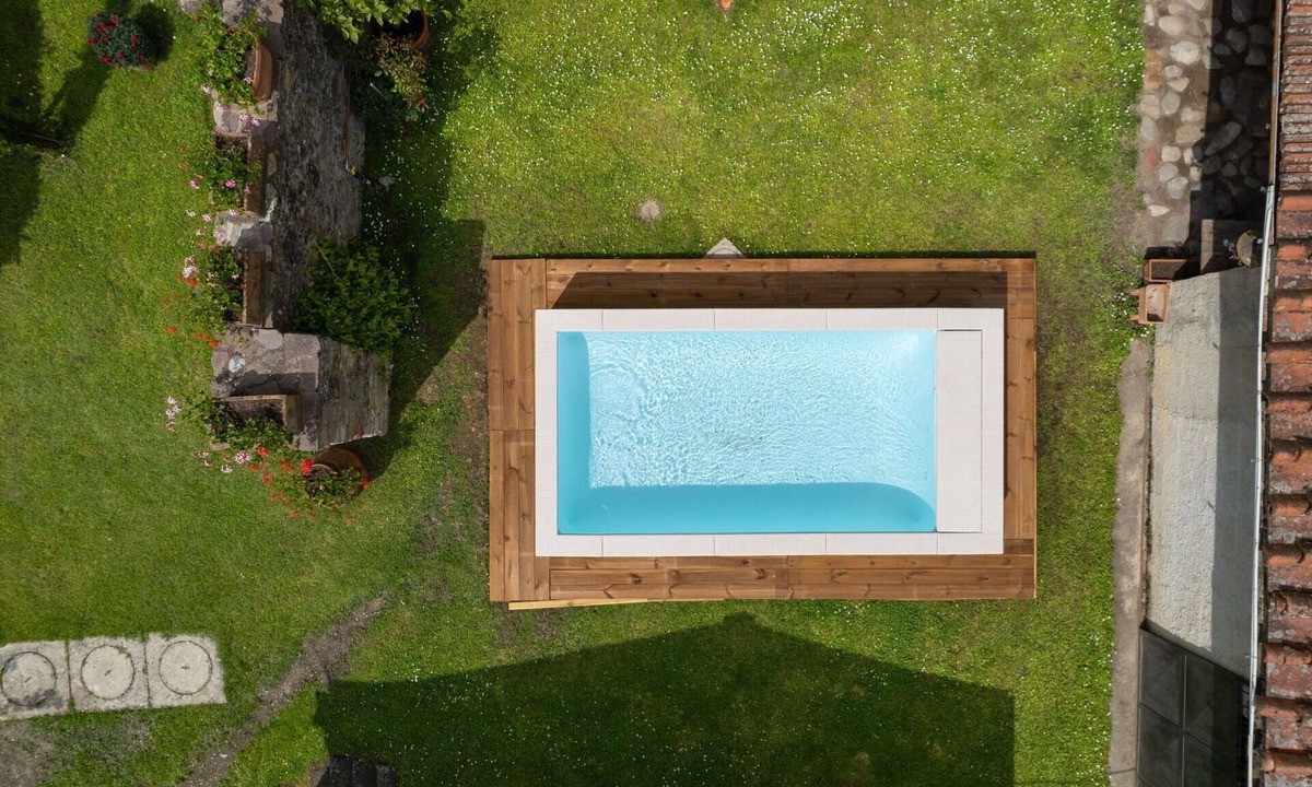Borgo San Lorenzo Villa | Stunning private villa for 8 guests with private pool, WIFI, TV and terrace, close to Florence