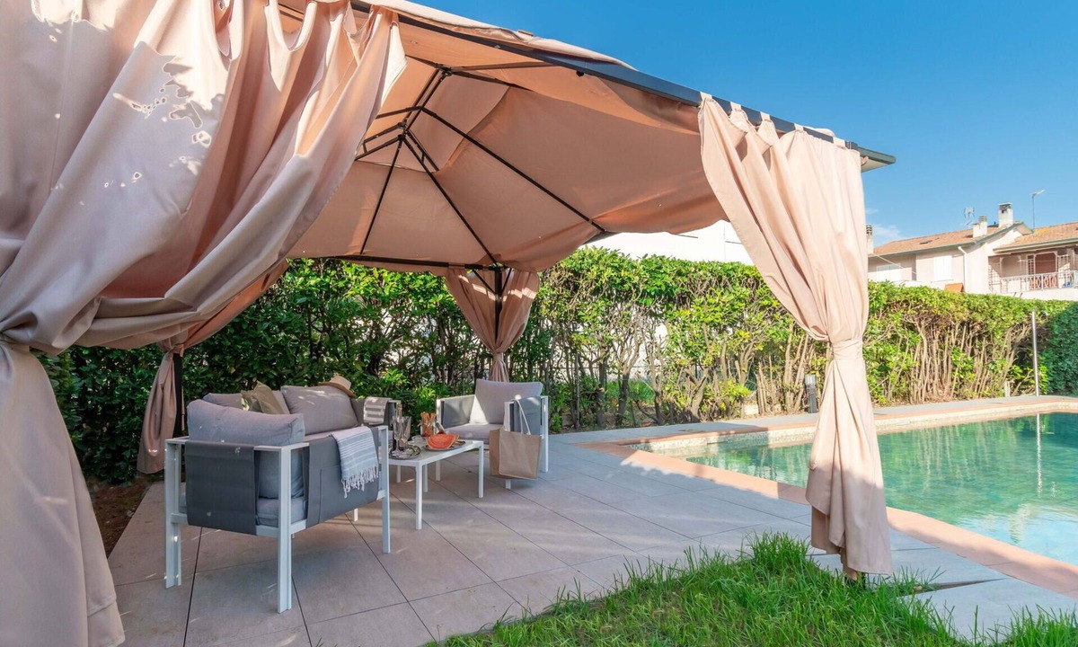 Montecalvoli Villa | Stunning private villa for 15 guests with private pool, hot tub, WIFI, TV and patio
