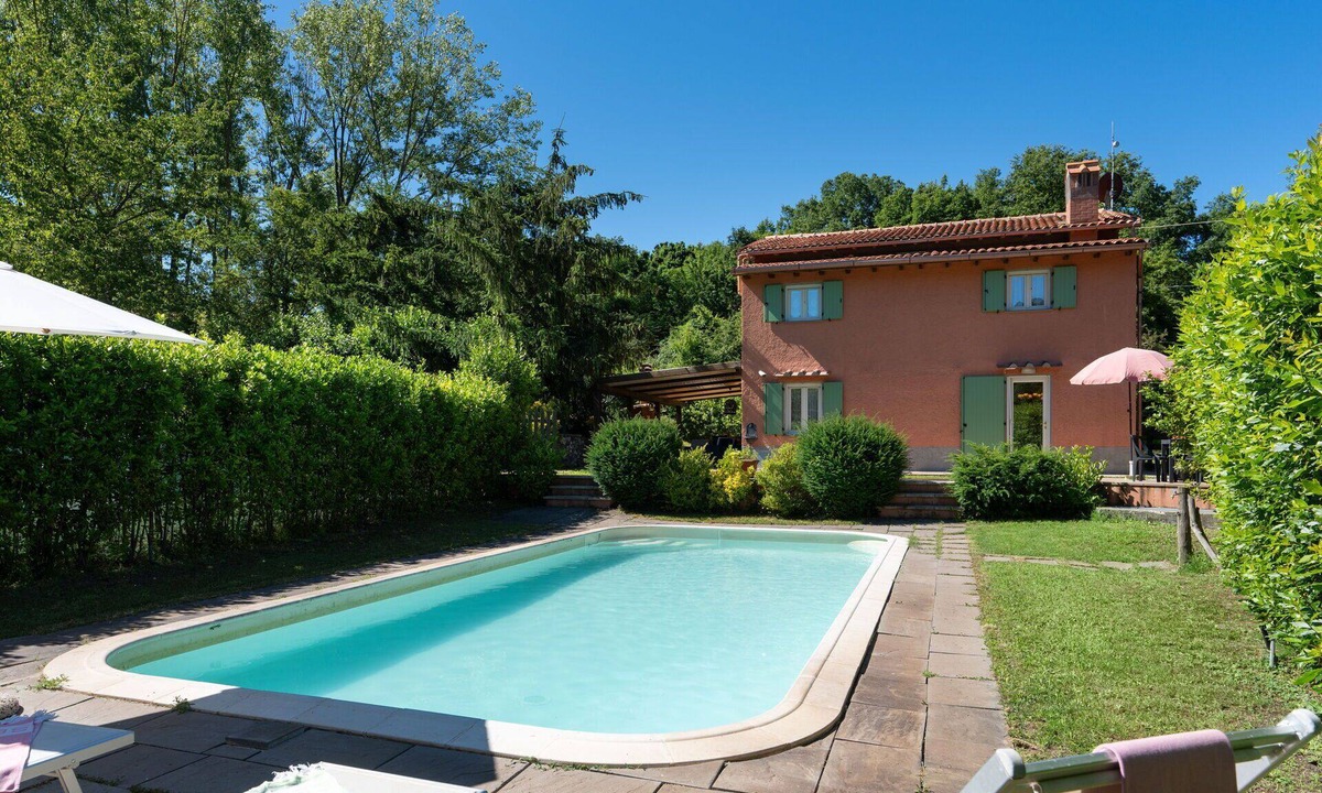 Scarperia Villa | Stunning private villa for 6 people with WIFI, private pool, A/C, TV, patio and panoramic view