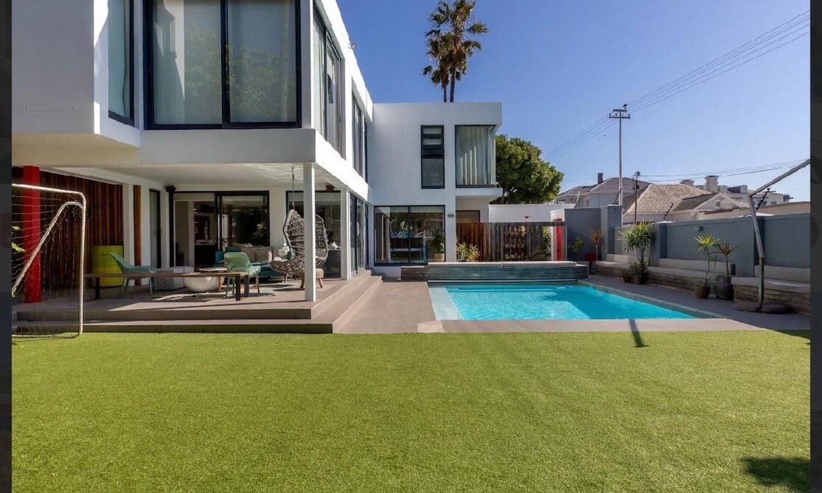 Fresnaye Villa | Stylish Family Retreat in the Heart of Fresnaye-JGM Property Rental