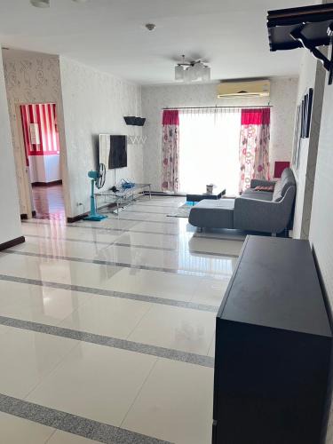 Nong Chaeng Apartment | Supalai Park Srinakarin Penthouse