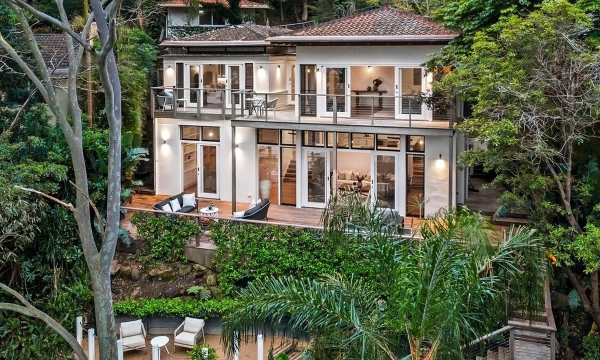 Clareville House | Sydney’s Northern Beaches Waterfront Winter Getaway - Avalon Beach- Clareville