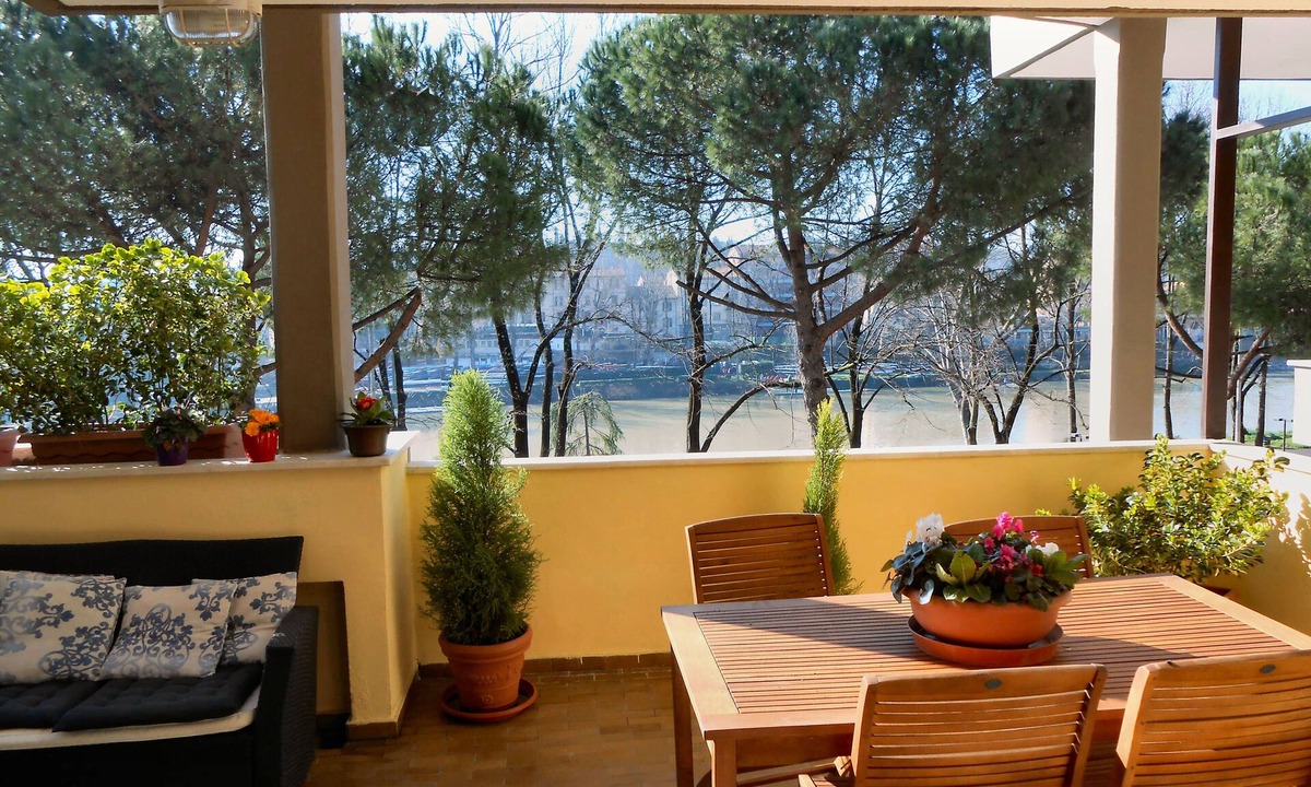 Lungarno del Tempio Apartment | Terrace on the River 3Br 3Ba Garage