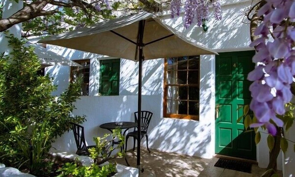 Colesberg House | The Barracks