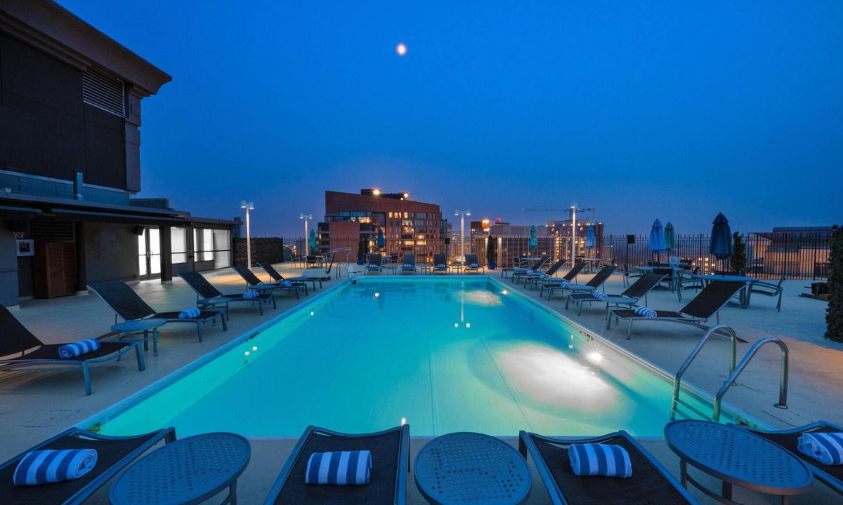 Bethesda Hotel | The Bethesdan Hotel, Tapestry Collection by Hilton