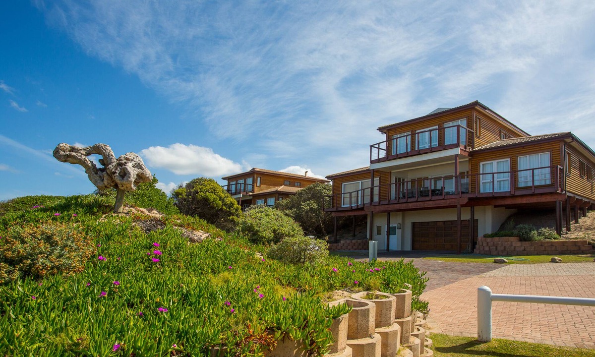 Plettenberg Bay Hotel | The Dunes Hotel & Resort