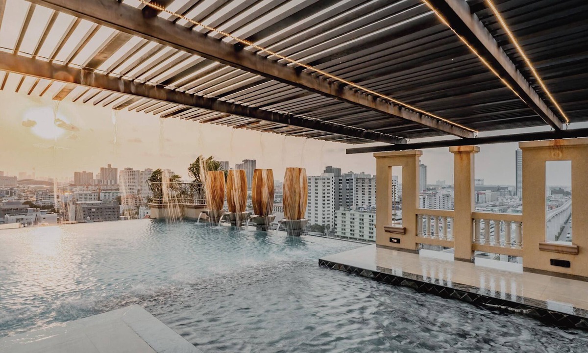 Hua Mak Hotel | The Grand Fourwings Convention Hotel