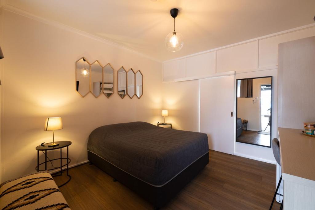Bungendore Hotel | The Lake George Hotel