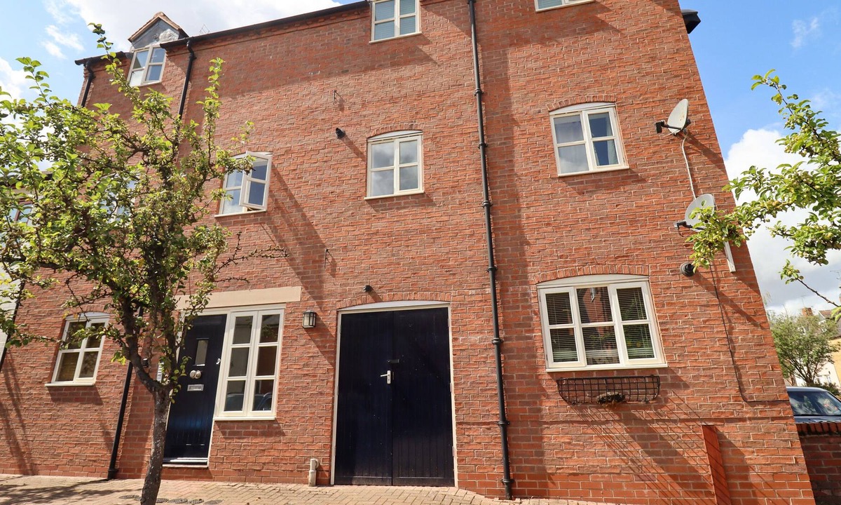 Shipston on Stour Cottage | THE OLD BAKERY, APARTMENT 5 in Shipston-On-Stour