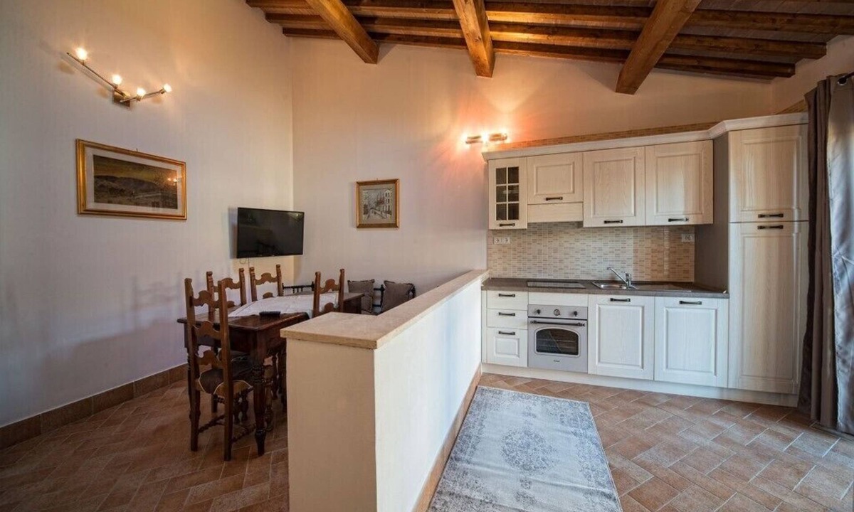 Perignano House | The old Guzzardi winery - Apartment TULIPANO