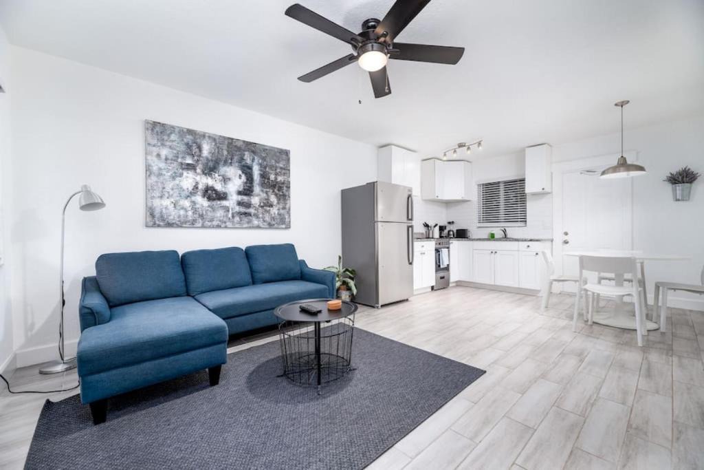 Middle River Terrace Apartment | The Pad at Middle River Terrace 2