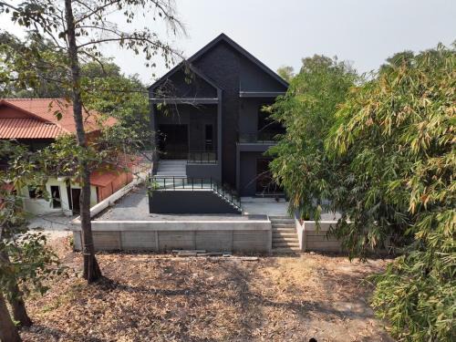 Bang Pa-in House | Top Ayutthaya Home of peace the sound of birds