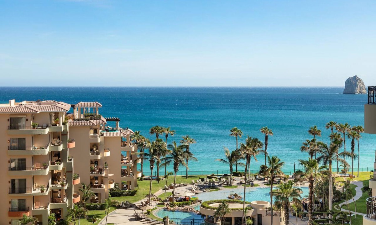 Cabo San Lucas Condo | Top Floor-Award Winning Oceanfront Resort!-on Medano Beach!