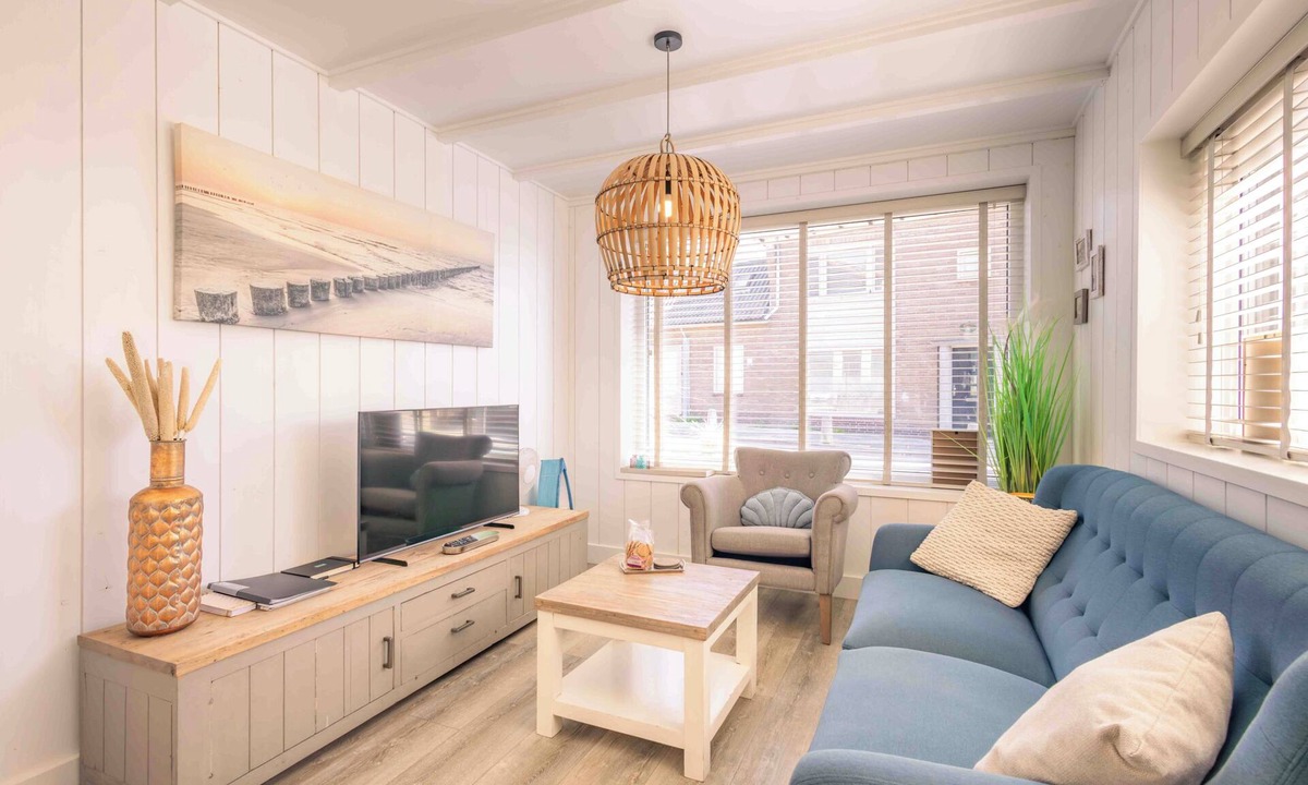 Egmond aan Zee Apartment | Top location! Next to the lighthouse, beach 50m SAND