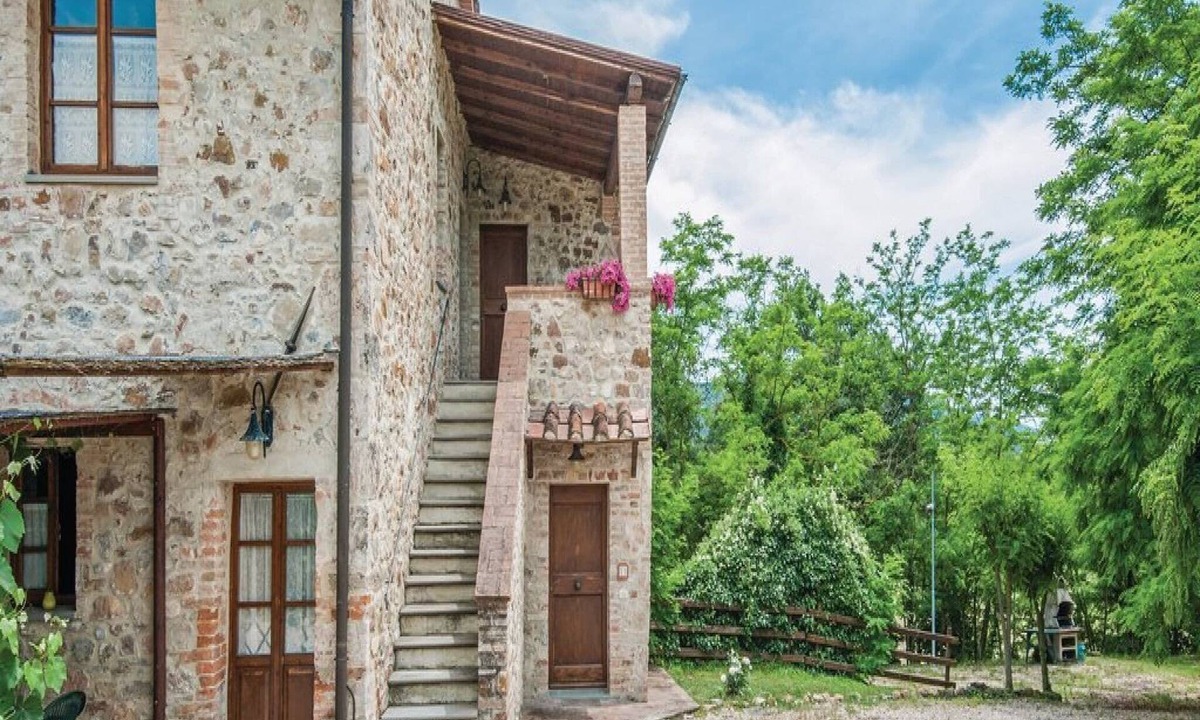 Casole d'Elsa Apartment | Tuscan Escape for Families