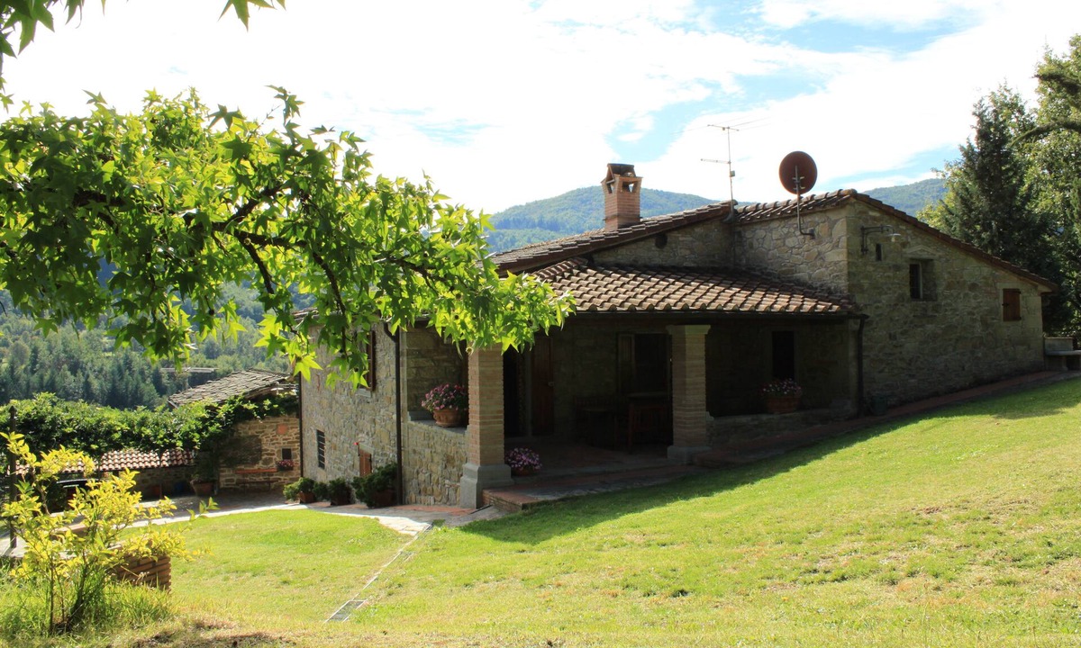 Starda House | TUSCANY HOUSE IN POPPI (CASENTINO) WITH SWIMMING POOL