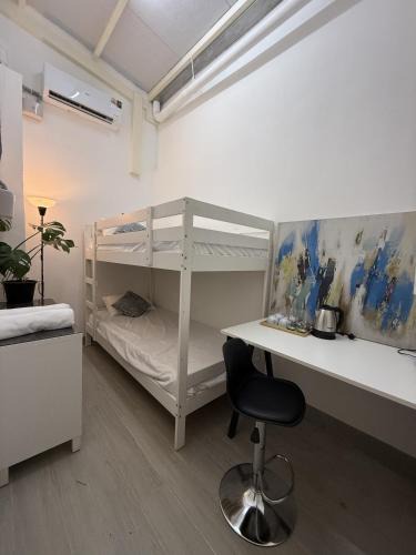 Bangkok Central Business District Hotel | Twenty Two Place Beds Sukhumvit 22
