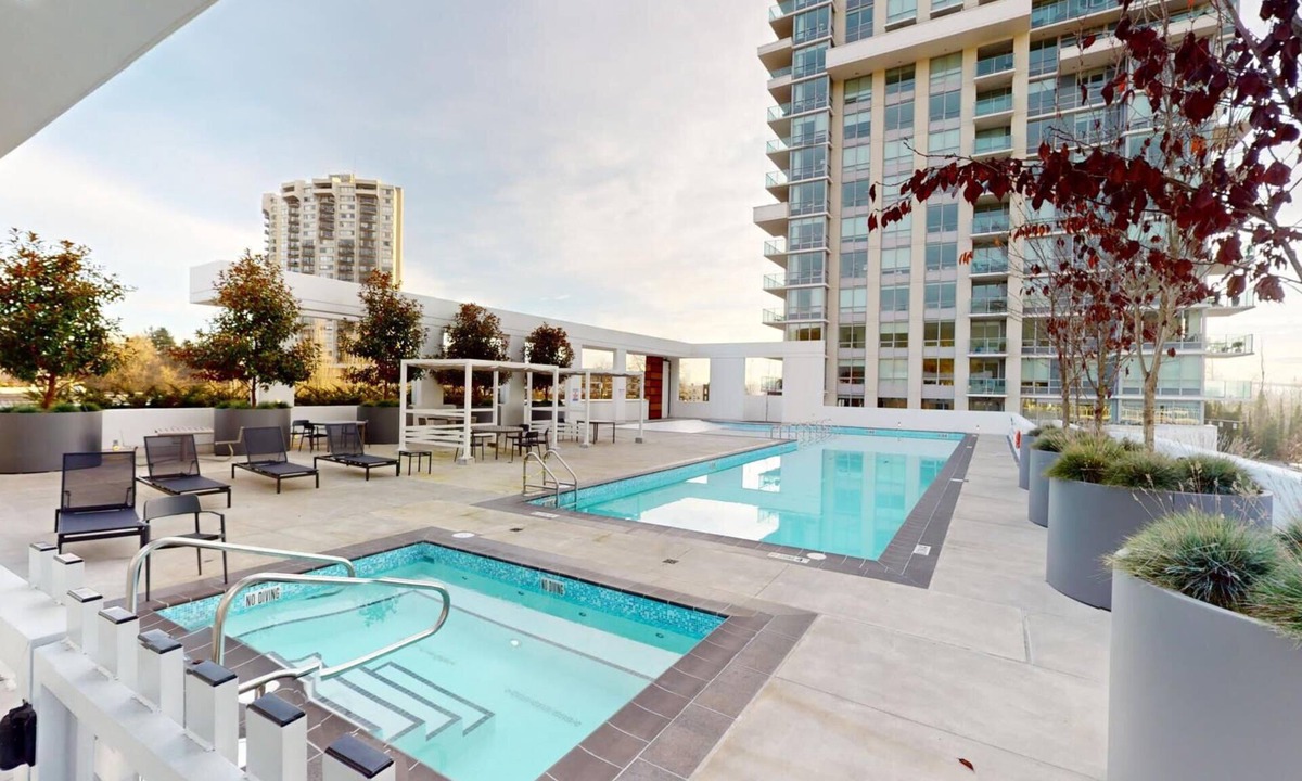 District of North Vancouver Apartment | Two Bedroom & 2Bathroom luxury apartment panorama views , city, ocean