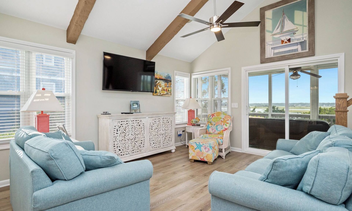 Oak Island House | Two Buoys And A Gull: Private Pier, Floating Dock Ideal for Fishing or Kayaking
