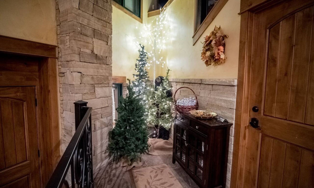 Steamboat Springs Apartment | Under the Gondola - Sleeping Giant Suite, Dog Friendly!