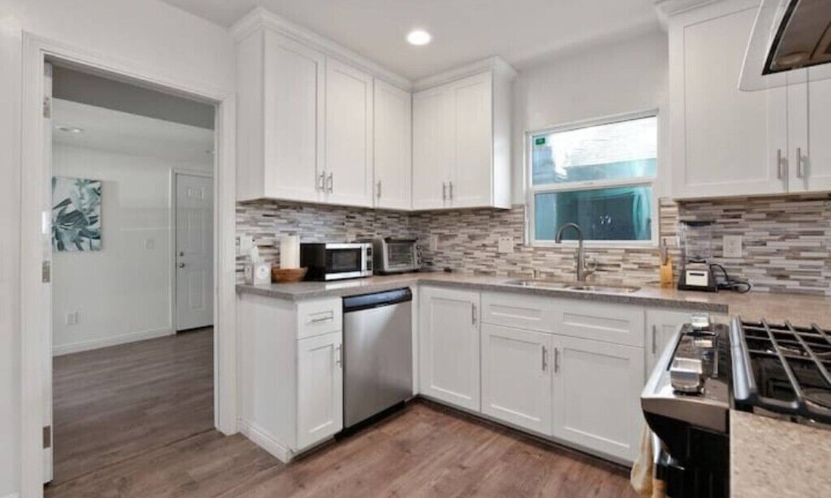 University Heights House | University Heights Dreamboat