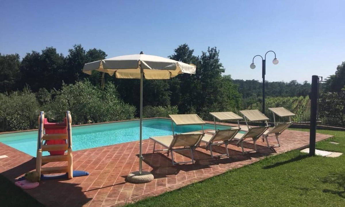 Pontedera House | VACATION HOME, OUTDOOR OVEN IN THE PORCH 6 BEDS