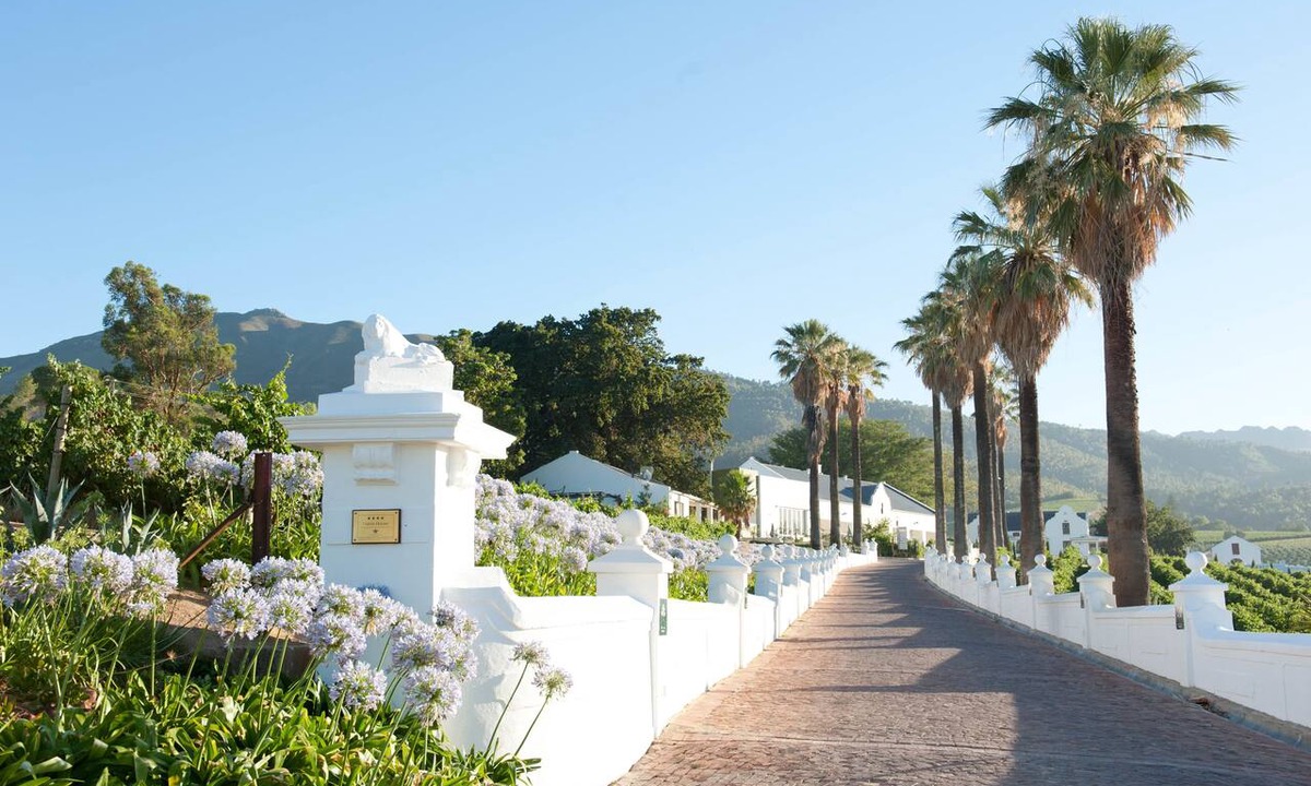 Drakenstein House | Val Du Charron Wine & Leisure Estate