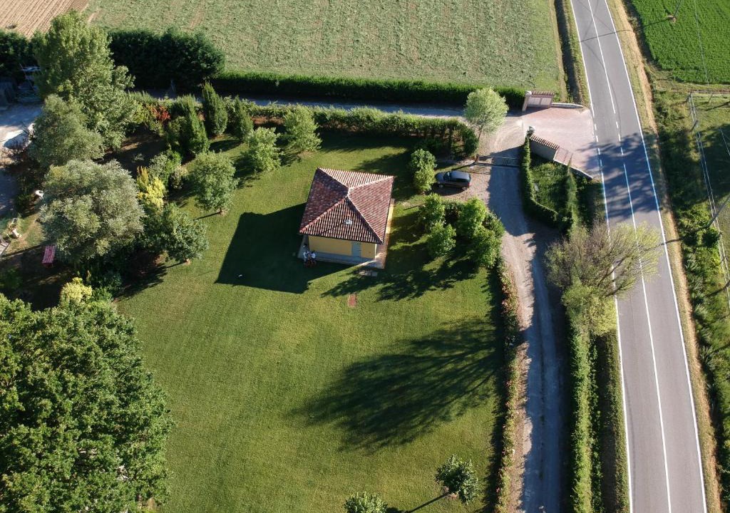 Budrio House | VIGORSO 41 COUNTRY HOUSE